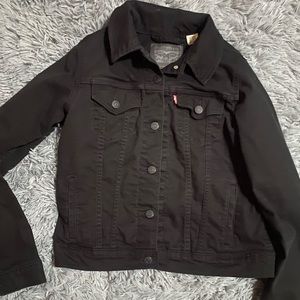 Levi’s black denim jean jacket